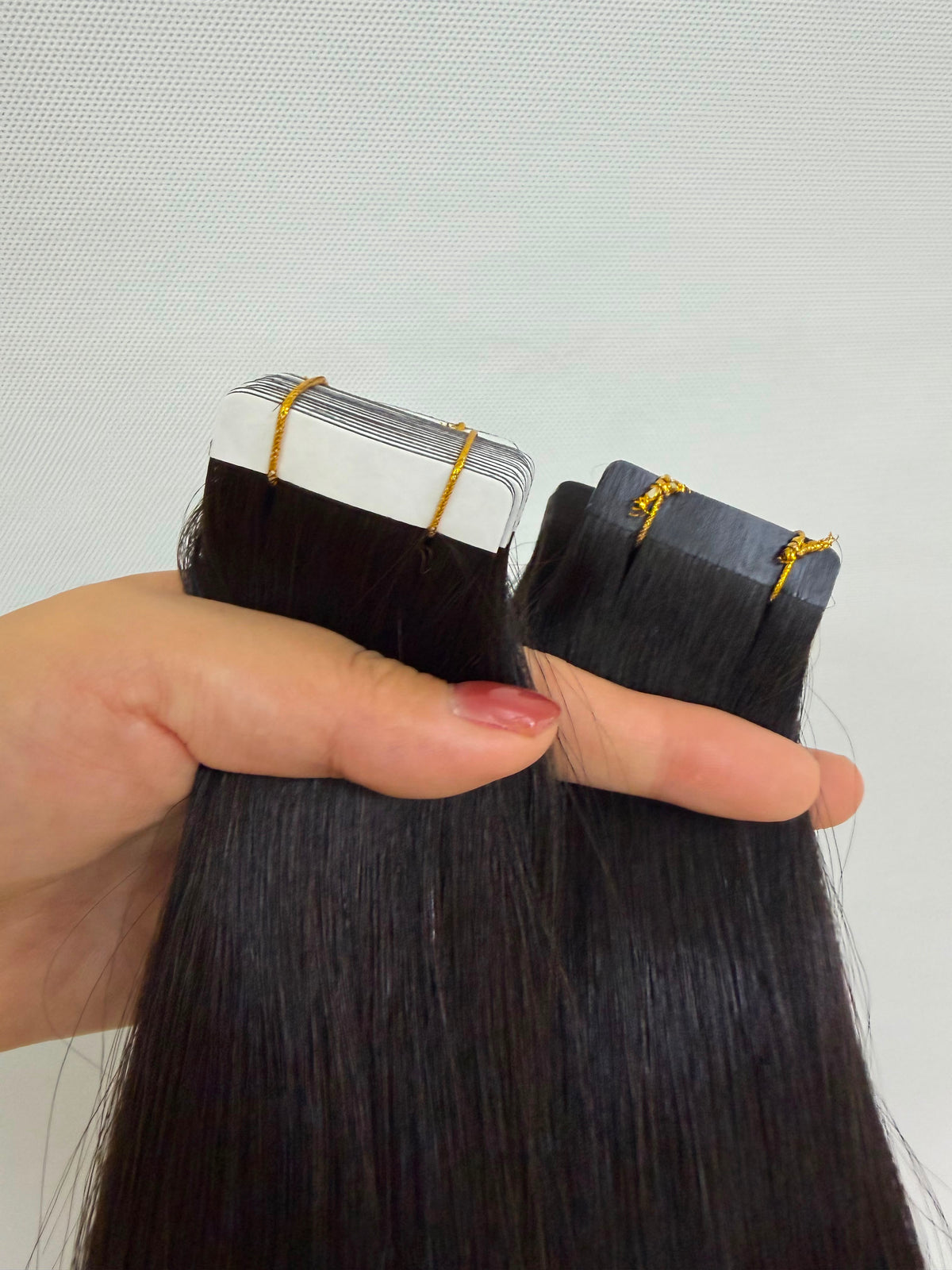 Signature Shade Espresso Noir - Tape Extensions 100g