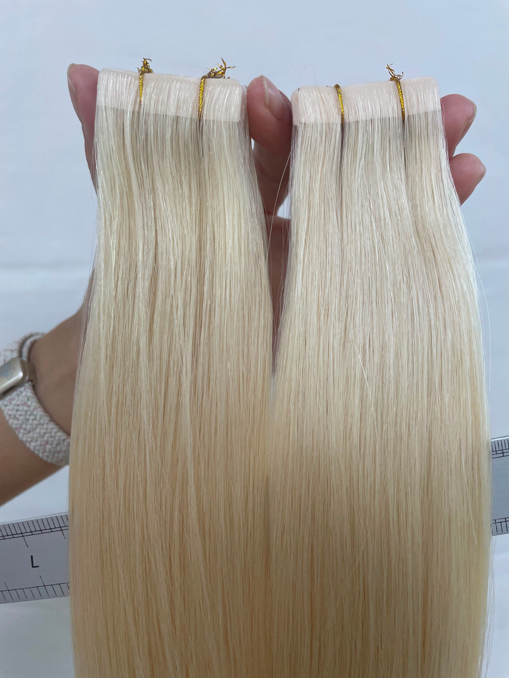 Signature Colour Champagne Cream - Tape Extensions 100g